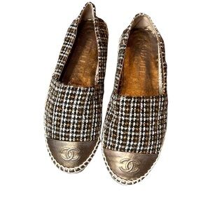 Authentic Chanel tweed espadrilles with bronze gold CC cap toe